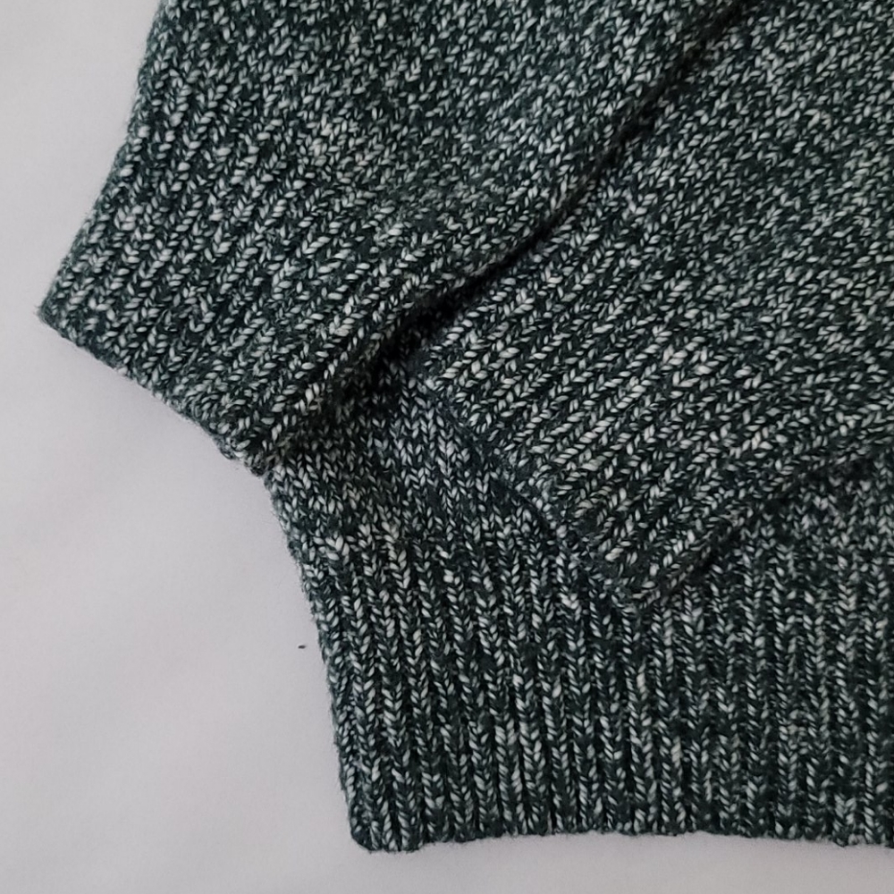 Sweater - Picture 6 of 8
